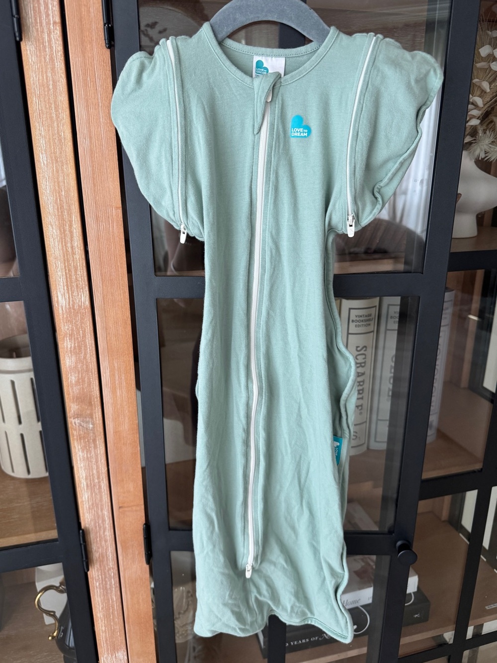 Love to Dream Transition Swaddle arms Up 2-in-1 sleep Bag sack 0.2TOG zipper out